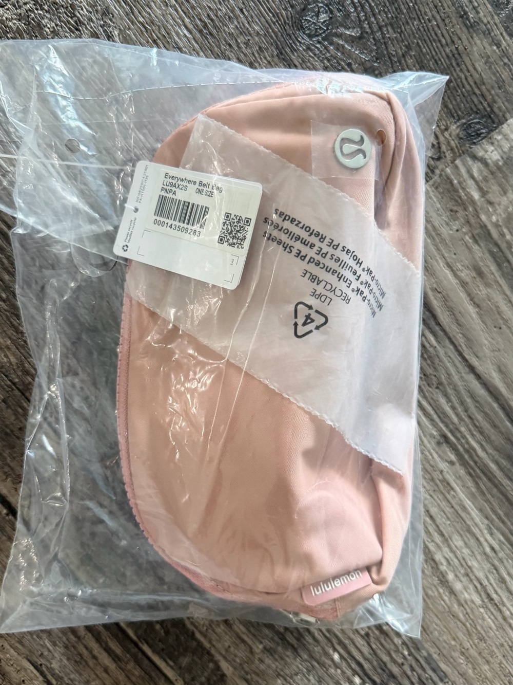 lululemon athletica blush pink belt bag